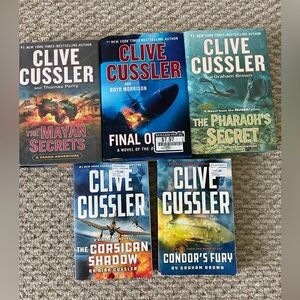 5 Clive Cussler Hard and Soft Cover Books